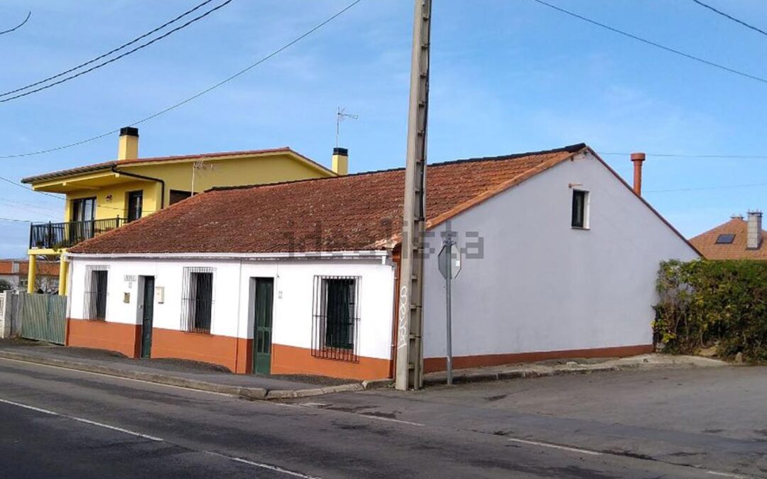 Casa o chalet independiente en venta en calle Ferrala – Santa Cruz – Oleiros – Coruña